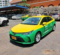 ศูนย์รวมแท็กซี่อำเภอศรีราชา เรียกแท็กซี่ไปสนามบินสุวรรณภูมิ เรียกแท็กซี่ไปสนามบินดอนเมือง เหมาแท็กซี่ไปต่างจังหวัด สอบถามราคาก่อนเดินทางได้ที่ เบอร์โทรแท็กซี่ศรีราชา 0955368720